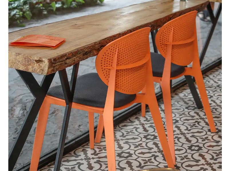 بررسی فنی و طراحی صندلی اسکای اچ از برند نظری