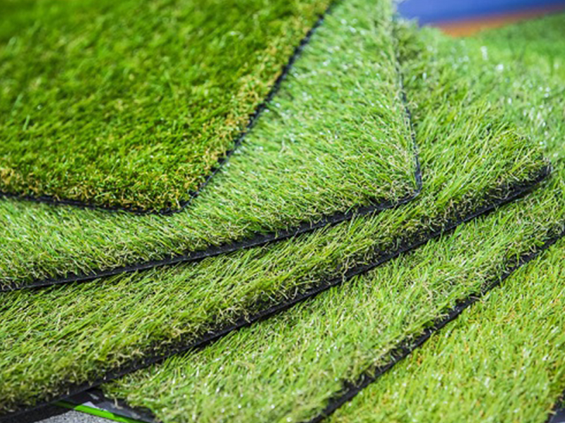 معرفی انواع چمن مصنوعی بر اساس کاربری